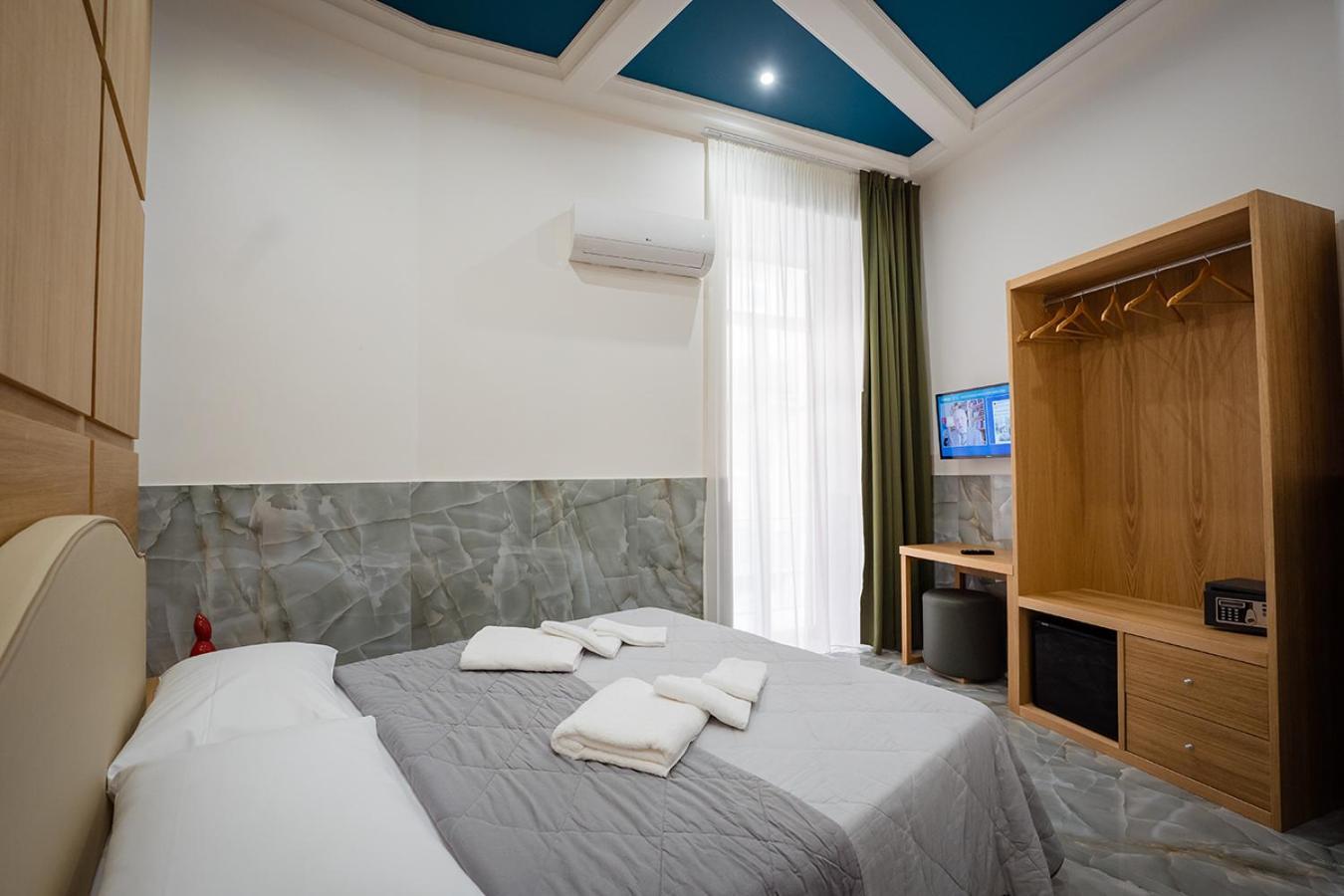 Hotel Medina H. Napoli Centro, By Clapa Group Exterior foto